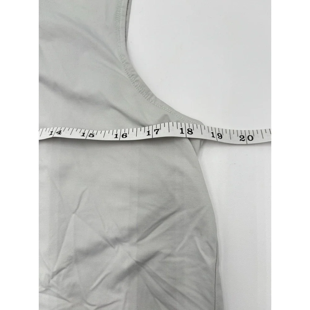 Athleta Open Back Workout Tank Womens Medium Gray Yoga Gym Athleisure Top - Picture 7 of 9